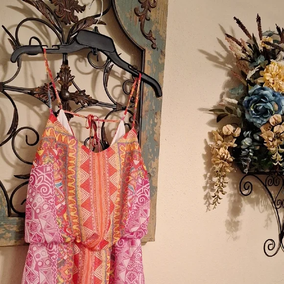 Bisou Bisou Pink and Orange Sundress. Excellent Condition Size 8 - Picture 5 of 10